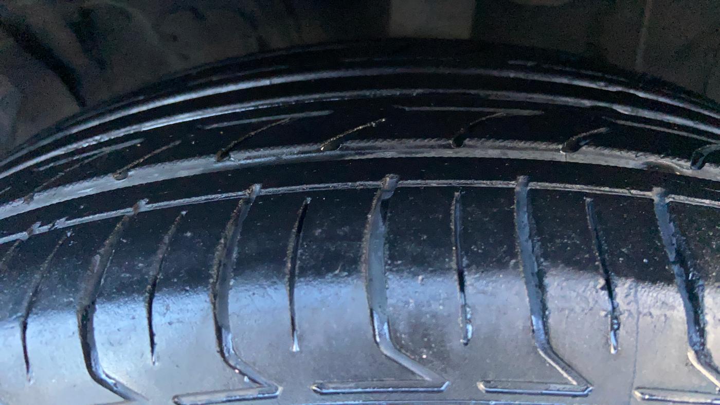 2020 Hyundai Creta SX (O) 1.4 TURBO DCT, Petrol, Automatic, 1,18,281 km, Left Front Tyre Tread