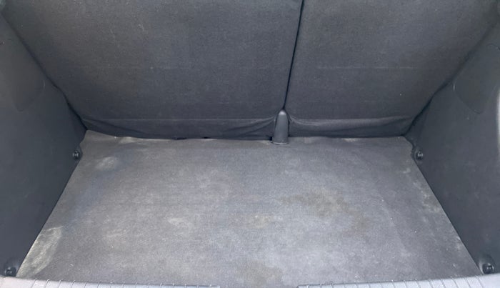 2015 Hyundai i20 Active 1.2 SX, Petrol, Manual, 32,533 km, Boot Inside