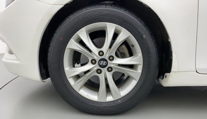 2014 Hyundai Sonata 2.4 GDI AT, Petrol, Automatic, 84,362 km, Left Front Wheel