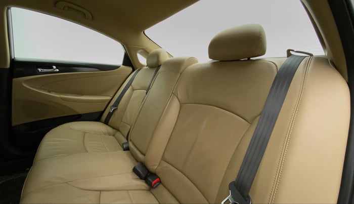 2014 Hyundai Sonata 2.4 GDI AT, Petrol, Automatic, 84,362 km, Right Side Rear Door Cabin
