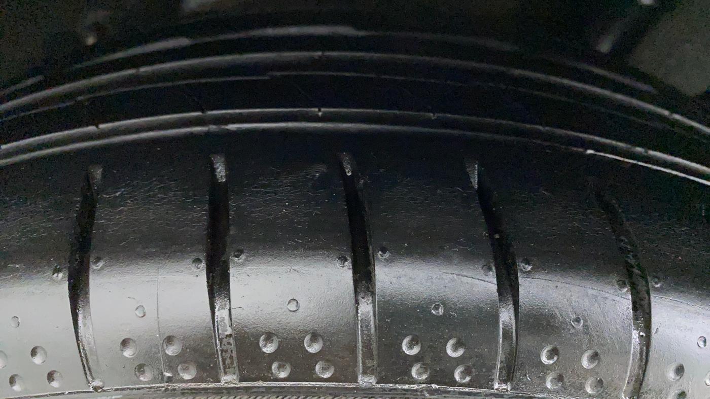 2014 Hyundai Sonata 2.4 GDI AT, Petrol, Automatic, 84,362 km, Right Rear Tyre Tread