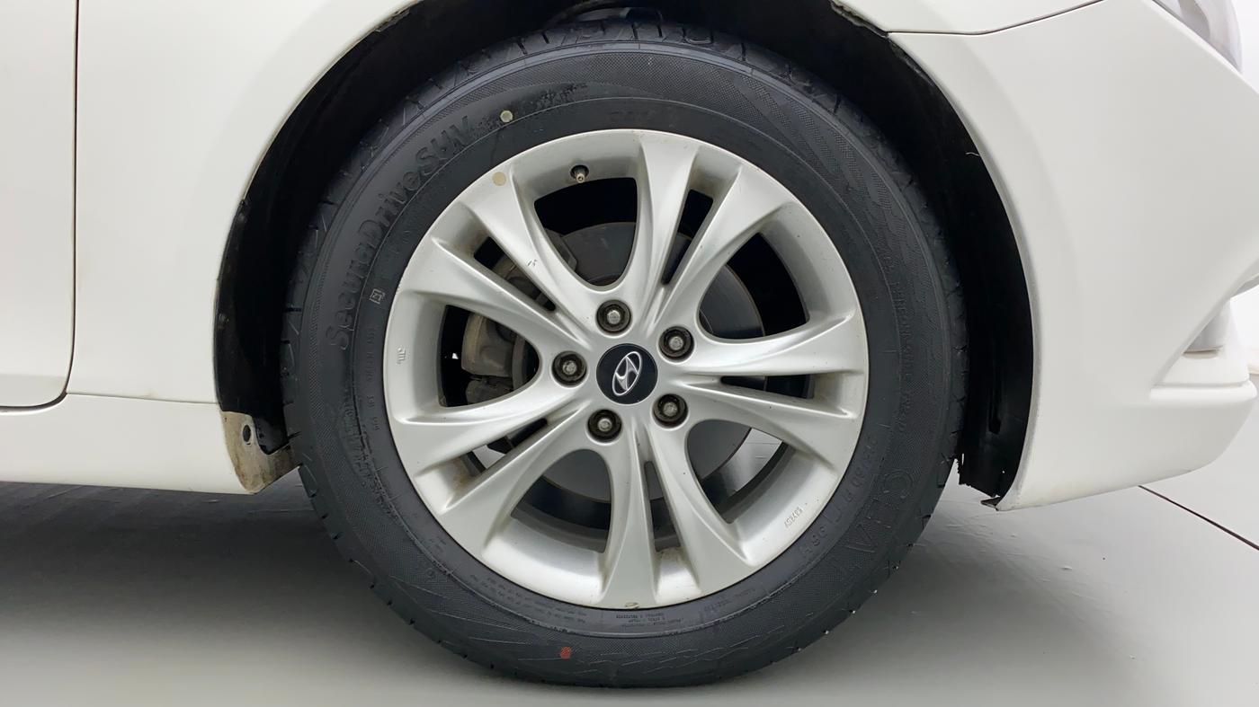 2014 Hyundai Sonata 2.4 GDI AT, Petrol, Automatic, 84,362 km, Right Front Wheel
