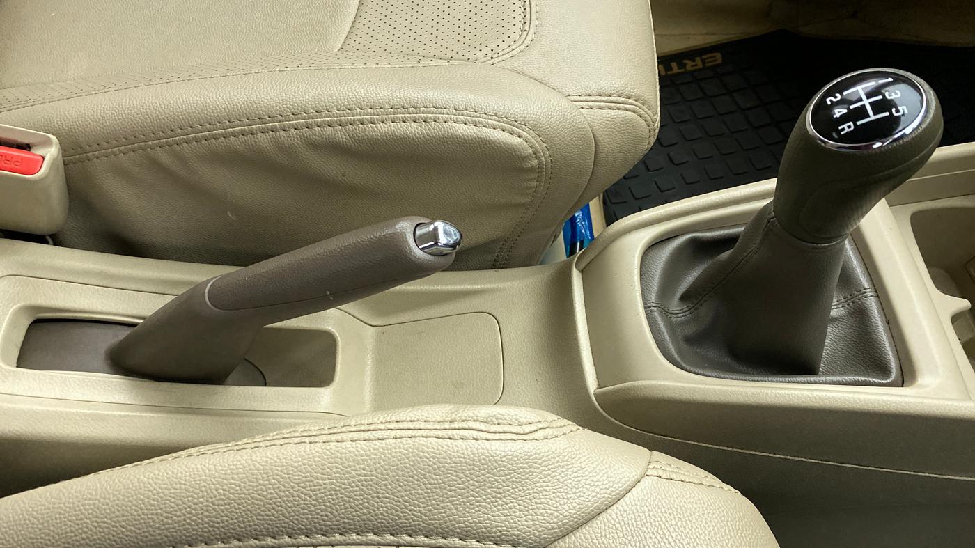 2020 Maruti Ertiga VXI CNG, CNG, Manual, 33,895 km, Gear Lever
