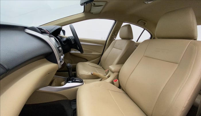 2011 Honda City 1.5L I-VTEC V AT, Petrol, Automatic, 73,871 km, Right Side Front Door Cabin
