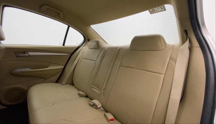 2011 Honda City 1.5L I-VTEC V AT, Petrol, Automatic, 73,871 km, Right Side Rear Door Cabin