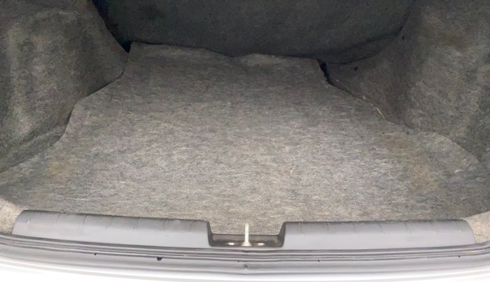 2011 Honda City 1.5L I-VTEC V AT, Petrol, Automatic, 73,871 km, Boot Inside