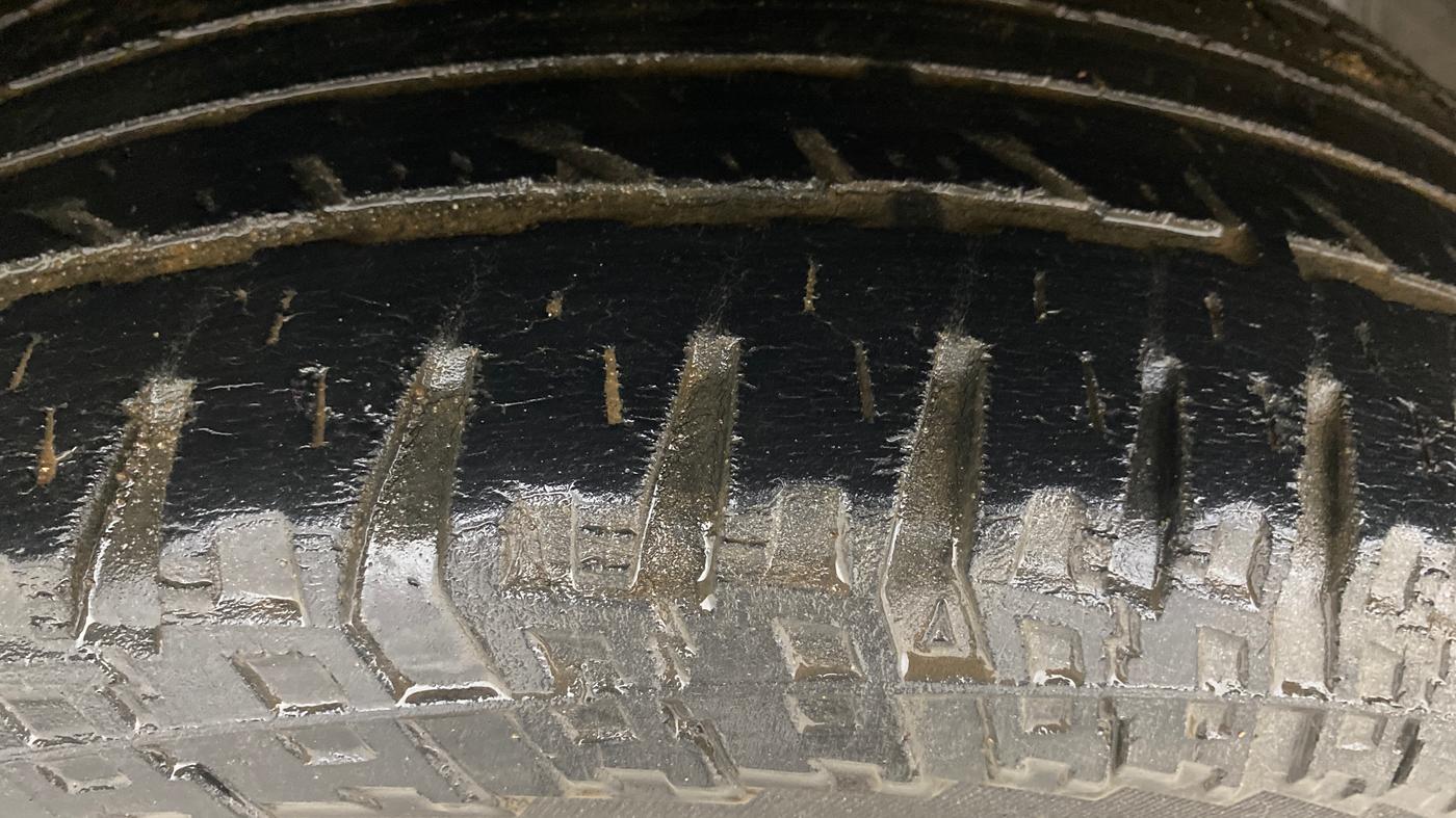 2015 Renault Duster 85 PS RXE DIESEL, Diesel, Manual, 87,159 km, Right Rear Tyre Tread