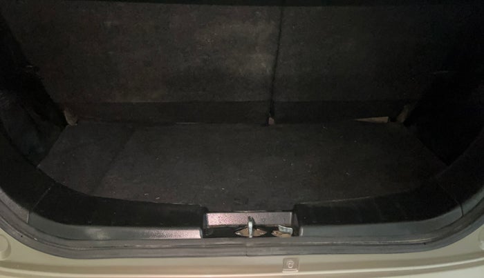 2014 Maruti Wagon R 1.0 VXI, Petrol, Manual, 47,555 km, Boot Inside