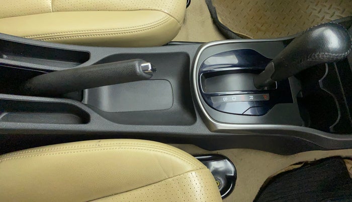 2015 Honda City VX CVT PETROL, Petrol, Automatic, 71,937 km, Gear Lever