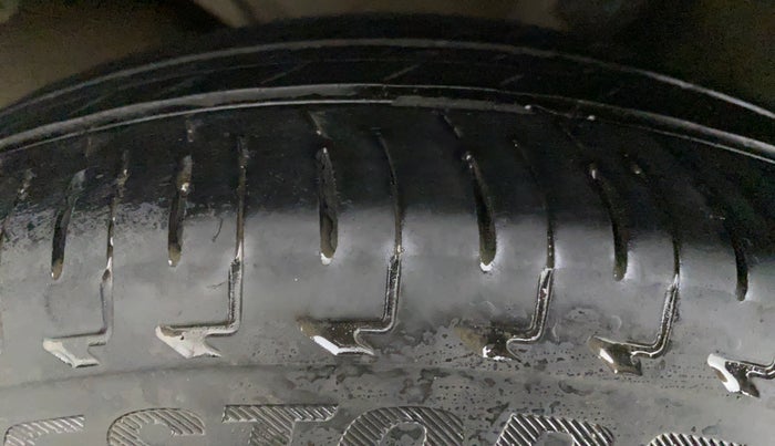 2015 Honda City VX CVT PETROL, Petrol, Automatic, 71,937 km, Right Rear Tyre Tread