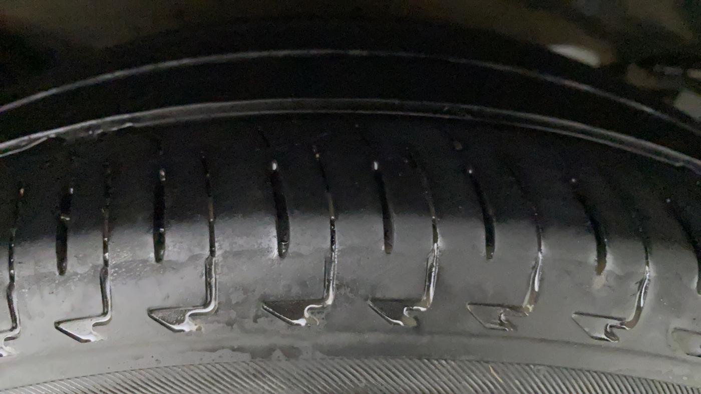 2015 Honda City VX CVT PETROL, Petrol, Automatic, 71,937 km, Left Front Tyre Tread
