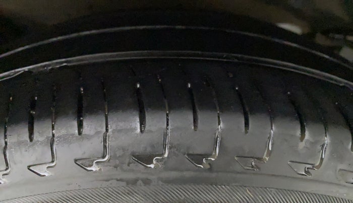 2015 Honda City VX CVT PETROL, Petrol, Automatic, 71,937 km, Left Front Tyre Tread