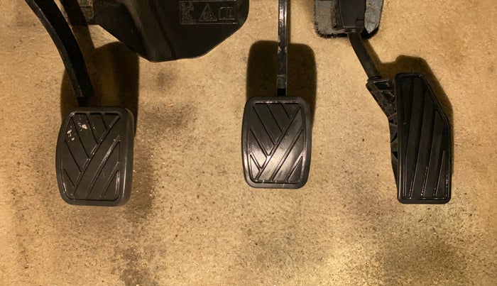 2019 Maruti Ertiga VXI SHVS, Petrol, Manual, 27,598 km, Pedals