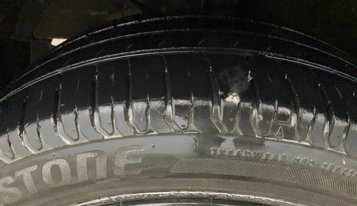 2019 Maruti Ertiga VXI SHVS, Petrol, Manual, 27,598 km, Left Front Tyre Tread