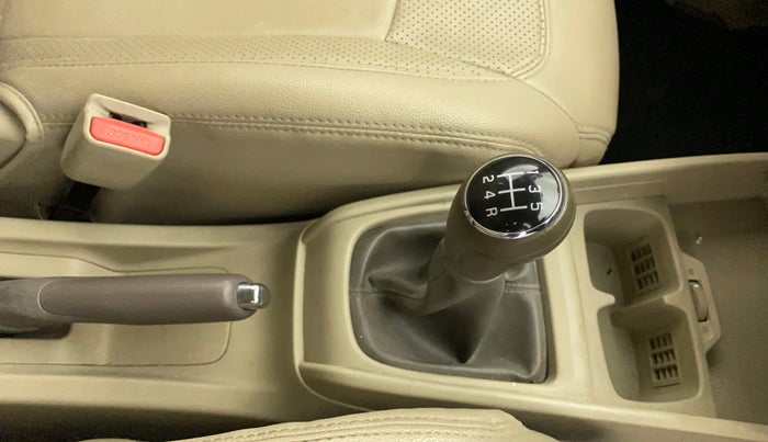 2019 Maruti Ertiga VXI SHVS, Petrol, Manual, 27,598 km, Gear Lever