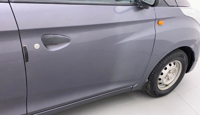 2017 Hyundai Eon ERA +, Petrol, Manual, 21,103 km, Driver-side door - Slightly dented