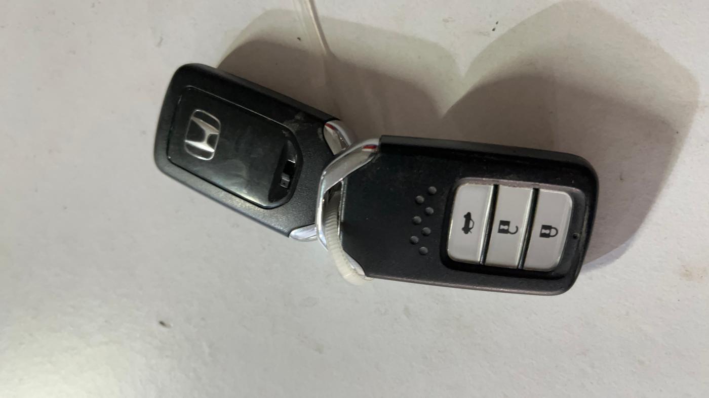 2018 Honda City 1.5L I-VTEC V MT, Petrol, Manual, 40,442 km, Key Close Up