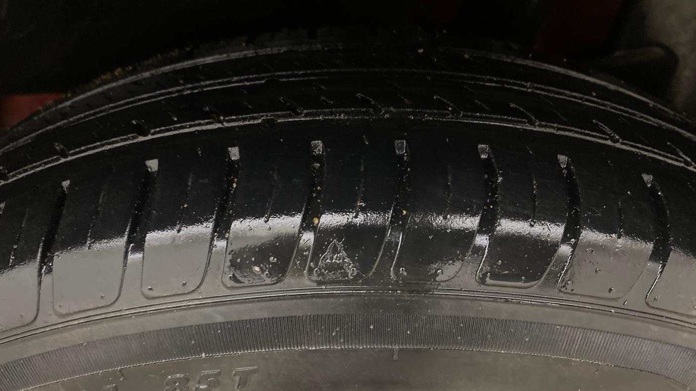 2019 Maruti Dzire VXI, Petrol, Manual, 32,768 km, Left Rear Tyre Tread