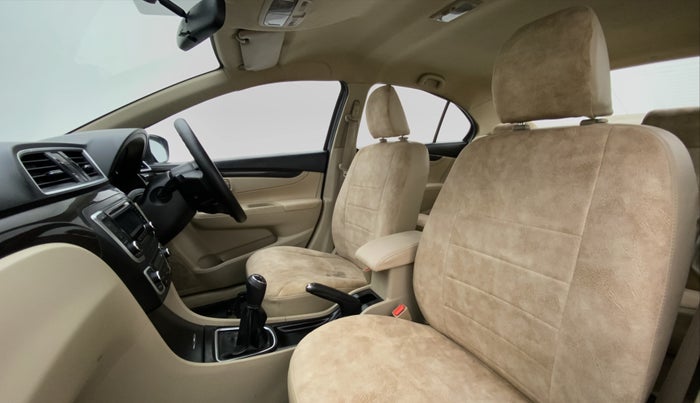 2016 Maruti Ciaz VDI+ SHVS, Diesel, Manual, 91,329 km, Right Side Front Door Cabin