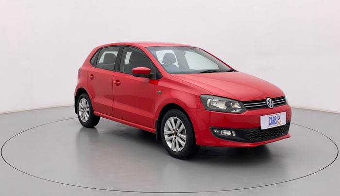 2013 Volkswagen Polo HIGHLINE1.2L, Petrol, Manual, 1,02,757 km, Right Front Diagonal