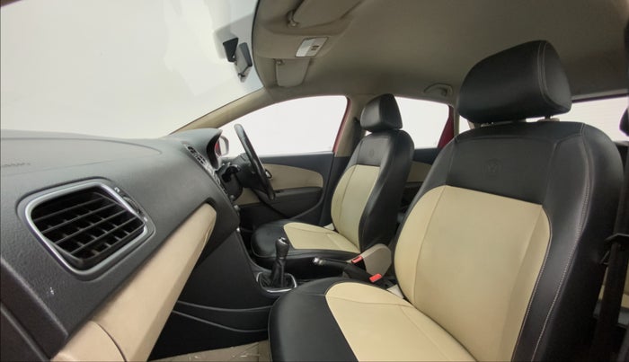 2013 Volkswagen Polo HIGHLINE1.2L, Petrol, Manual, 1,02,757 km, Right Side Front Door Cabin