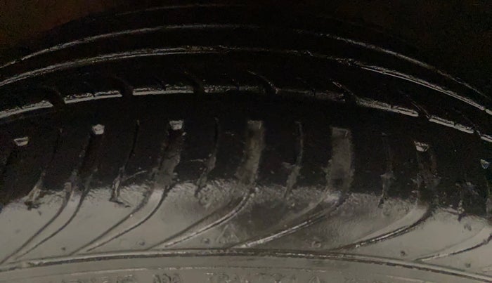 2016 Volkswagen Polo GT TSI AT, Petrol, Automatic, 15,450 km, Left Rear Tyre Tread