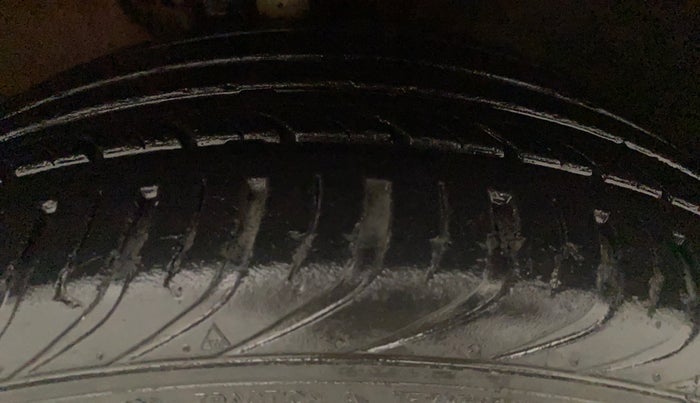 2016 Volkswagen Polo GT TSI AT, Petrol, Automatic, 15,450 km, Right Front Tyre Tread