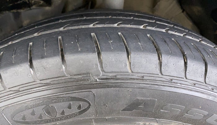 2020 MG HECTOR PLUS SHARP DCT, Petrol, Automatic, 42,696 km, Left Front Tyre Tread
