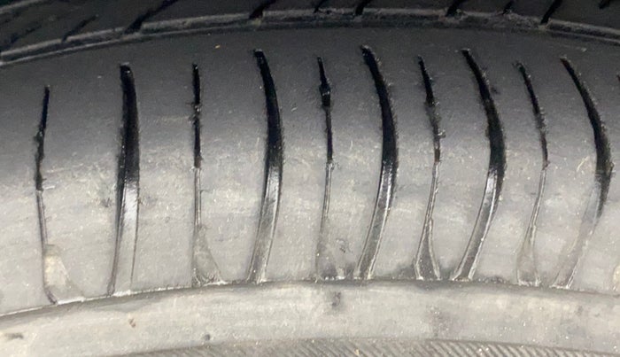 2017 Maruti Celerio ZXI AMT, Petrol, Automatic, 88,518 km, Left Rear Tyre Tread