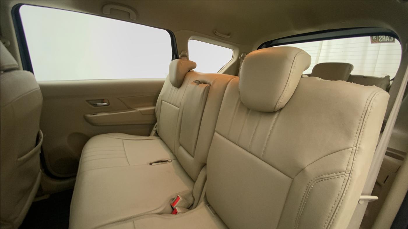 2019 Maruti Ertiga ZXI+ SHVS, Petrol, Manual, 75,175 km, Right Side Rear Door Cabin