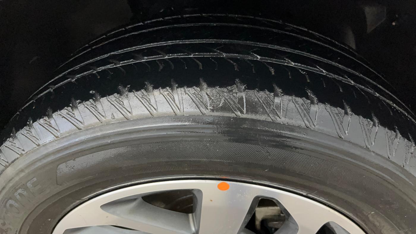 2021 Tata Safari XZA PLUS, Diesel, Automatic, 58,805 km, Right Front Tyre Tread