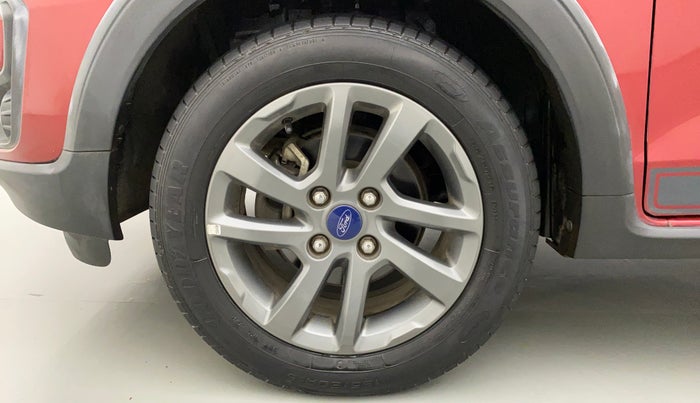 2018 Ford FREESTYLE TITANIUM 1.2 PETROL, Petrol, Manual, 31,265 km, Left Front Wheel