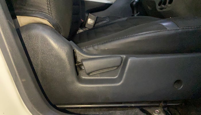 2018 Maruti Alto K10 VXI, Petrol, Manual, 36,954 km, Driver Side Adjustment Panel