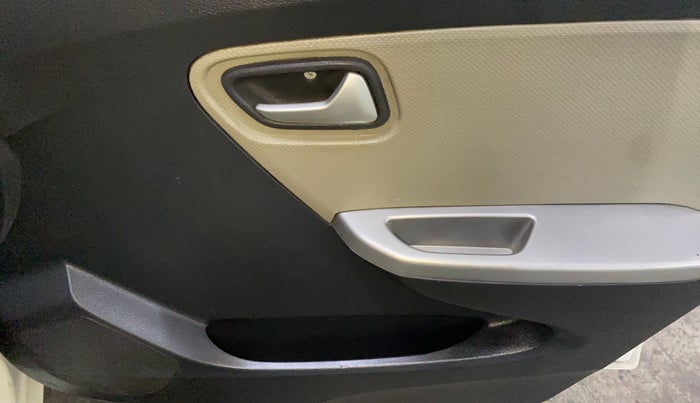 2018 Maruti Alto K10 VXI, Petrol, Manual, 36,954 km, Driver Side Door Panels Control