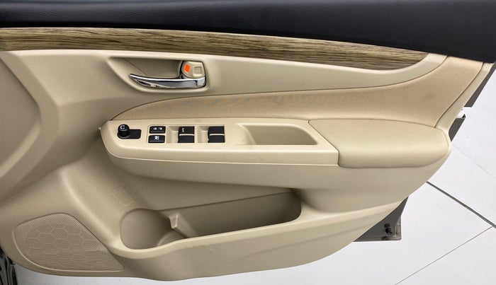 2021 Maruti Ciaz DELTA 1.5 SHVS VVT MT, Petrol, Manual, 3,462 km, Driver Side Door Panels Control