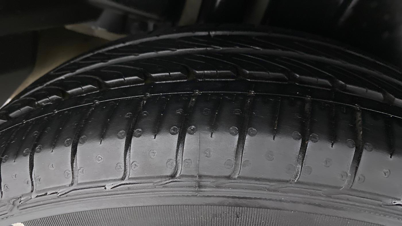 2021 Maruti Ciaz DELTA 1.5 SHVS VVT MT, Petrol, Manual, 3,462 km, Right Rear Tyre Tread