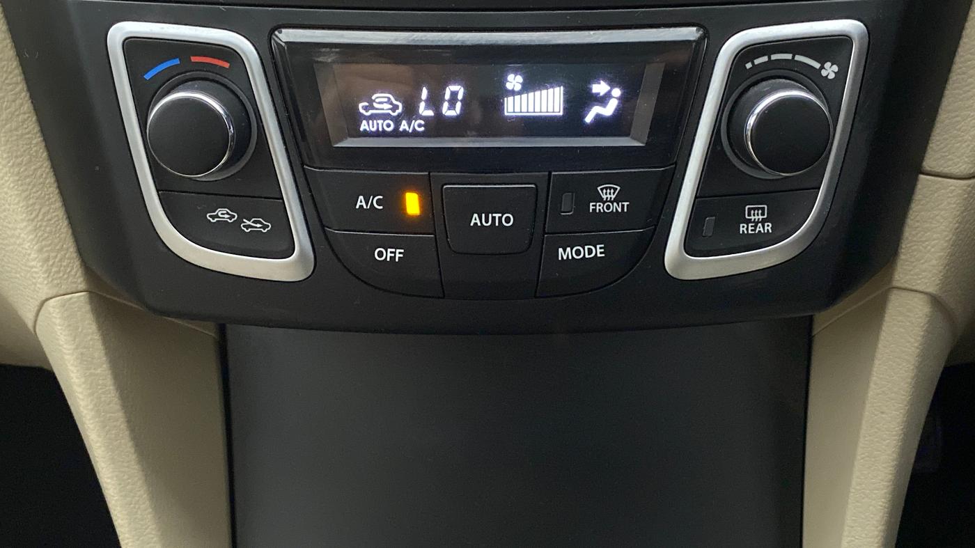 2021 Maruti Ciaz DELTA 1.5 SHVS VVT MT, Petrol, Manual, 3,462 km, Automatic Climate Control