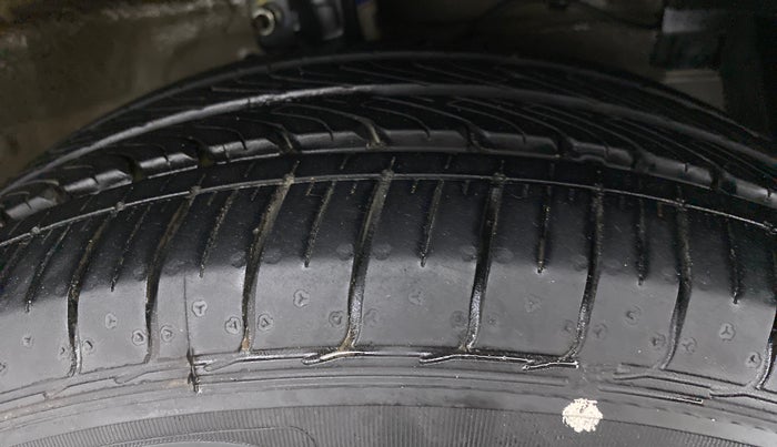 2021 Maruti Ciaz DELTA 1.5 SHVS VVT MT, Petrol, Manual, 3,462 km, Right Front Tyre Tread