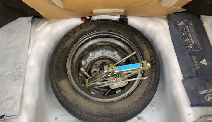 2017 Hyundai Eon ERA +, Petrol, Manual, 47,805 km, Spare Tyre