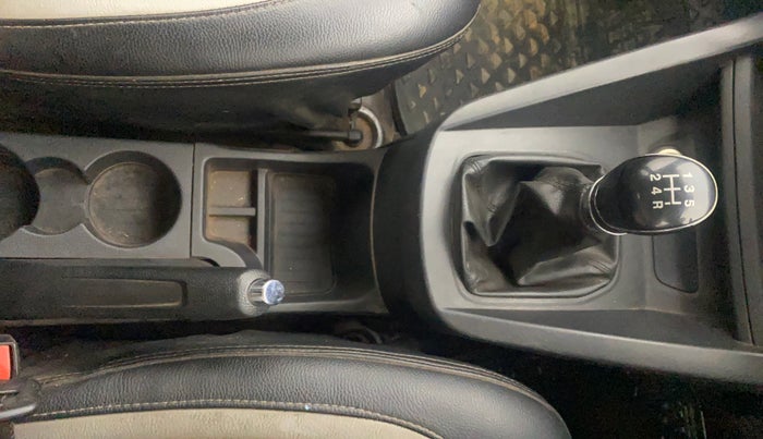 2015 Ford New Figo TREND 1.5L DIESEL, Diesel, Manual, 1,33,962 km, Gear Lever