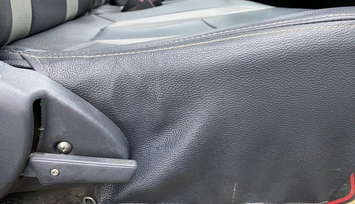 2018 Maruti Alto 800 LXI, Petrol, Manual, 97,535 km, Driver Side Adjustment Panel