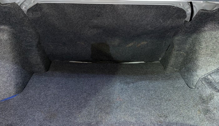 2019 Honda Amaze 1.2L I-VTEC S CVT, Petrol, Automatic, 15,394 km, Boot Inside