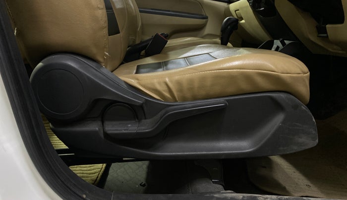 2019 Honda Amaze 1.2L I-VTEC S CVT, Petrol, Automatic, 15,394 km, Driver Side Adjustment Panel