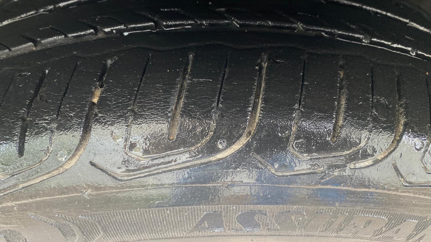 2022 Tata ALTROZ XZA PLUS DARK EDTION, Petrol, Automatic, 26,332 km, Left Front Tyre Tread