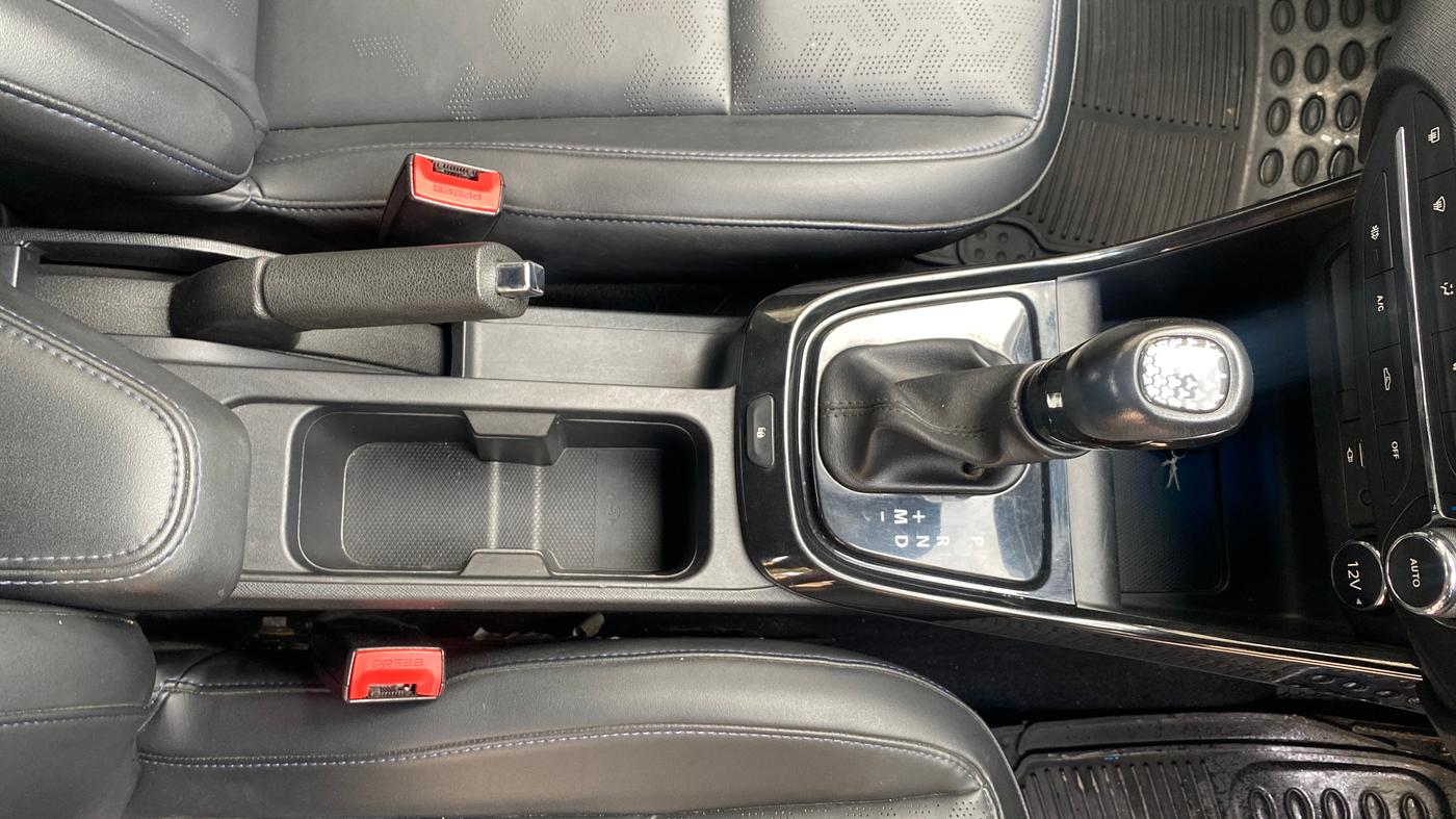 2022 Tata ALTROZ XZA PLUS DARK EDTION, Petrol, Automatic, 26,332 km, Gear Lever