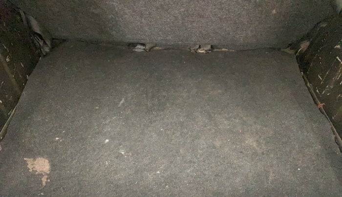 2017 Renault Kwid RXT 1.0 AMT, Petrol, Automatic, 78,108 km, Boot Inside