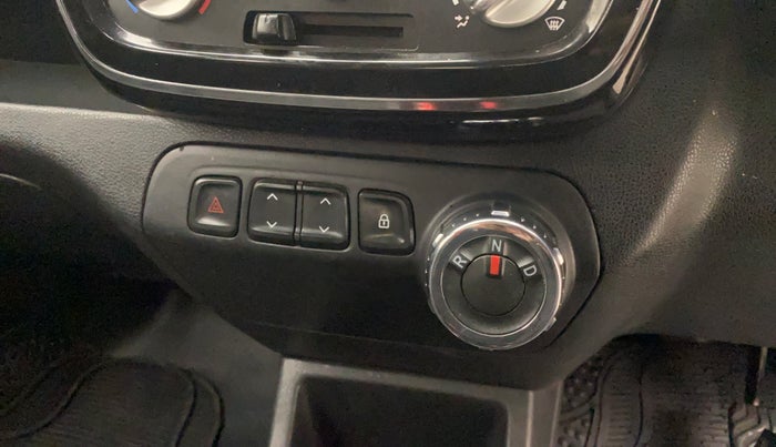 2017 Renault Kwid RXT 1.0 AMT, Petrol, Automatic, 78,108 km, Gear Lever