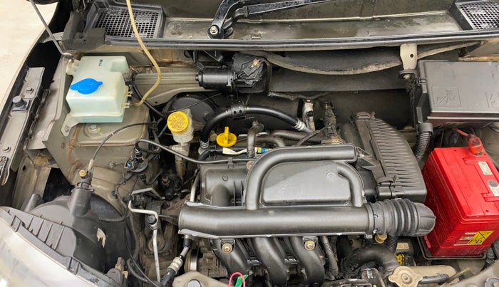 2017 Renault Kwid RXT 1.0 AMT, Petrol, Automatic, 78,108 km, Engine View - Right