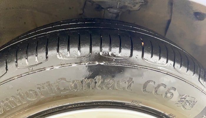 2017 Hyundai Grand i10 MAGNA 1.2 KAPPA VTVT, Petrol, Manual, 59,818 km, Right Front Tyre Tread