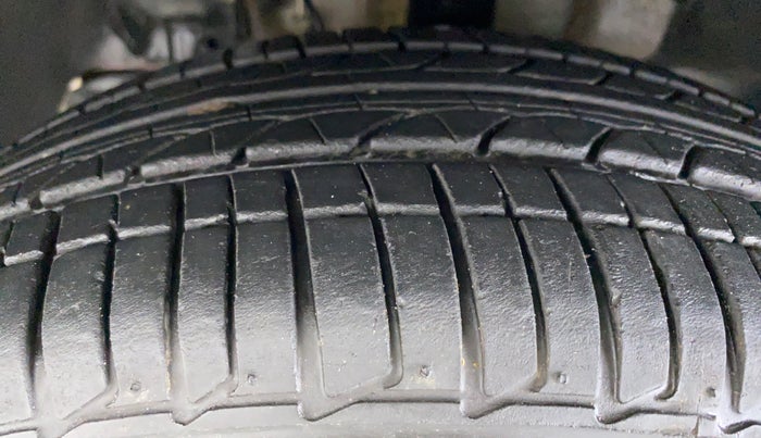 2021 Tata TIGOR XZ PLUS 1.2 REVOTRON, Petrol, Manual, 9,809 km, Left Front Tyre Tread
